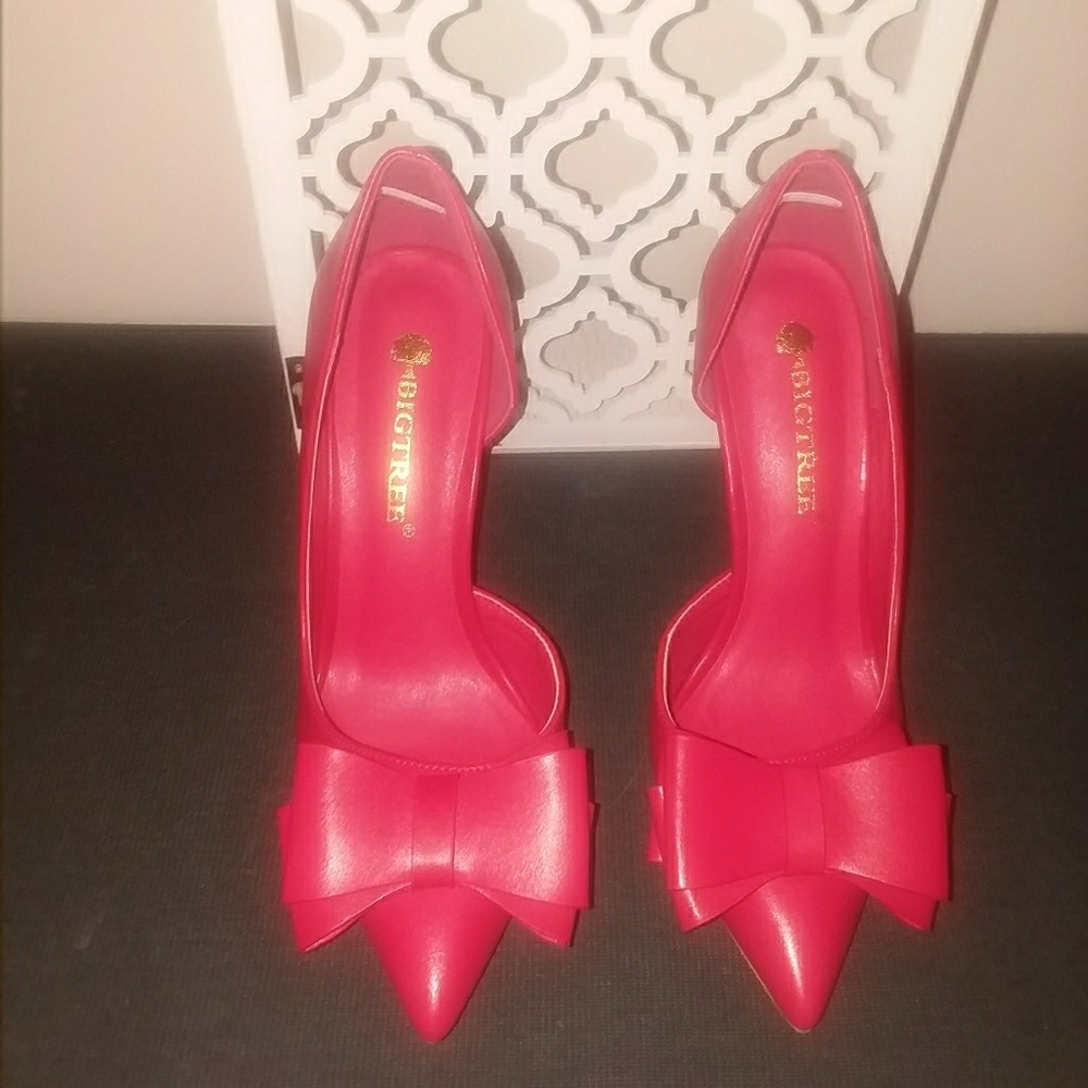 Red bow accent 4in stiletto pumps